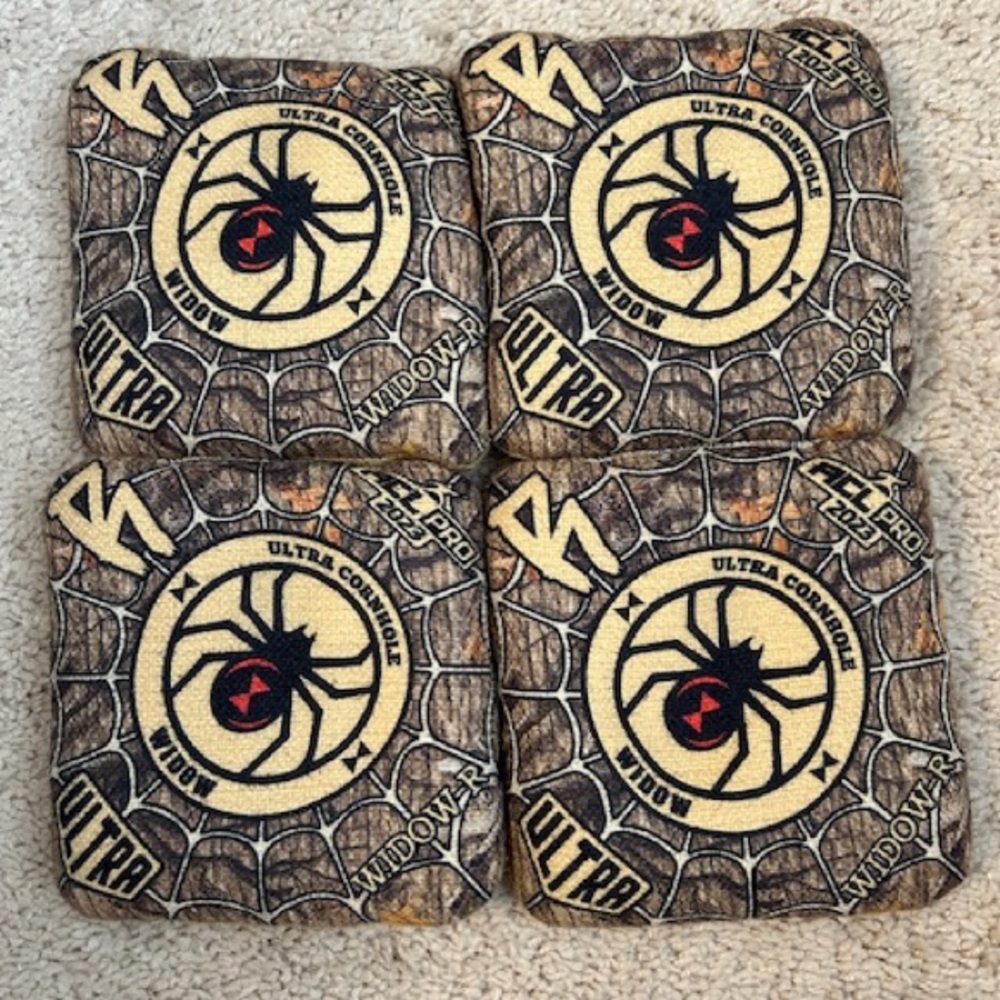 ULTRA Cornhole Bags Ultra Widow R Camo Rare ACL Stamped